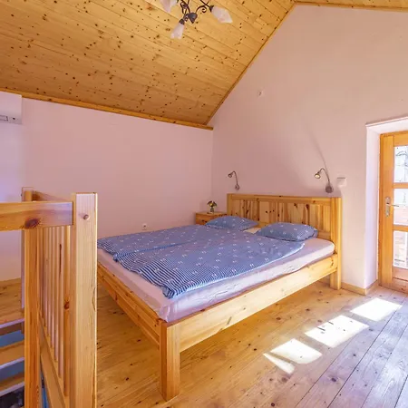 Apartman At The Post Office Rogoznica (Sibenik-Knin)