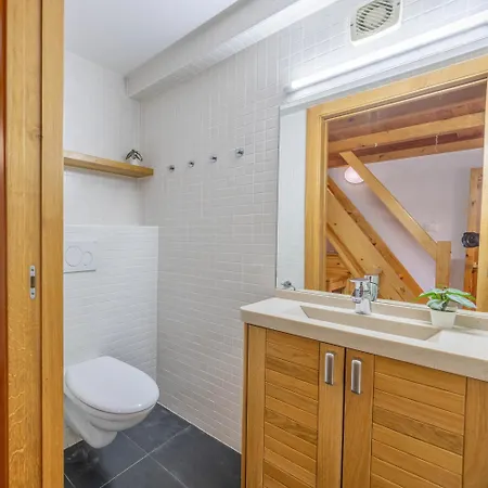 Apartman At The Post Office Rogoznica (Sibenik-Knin)